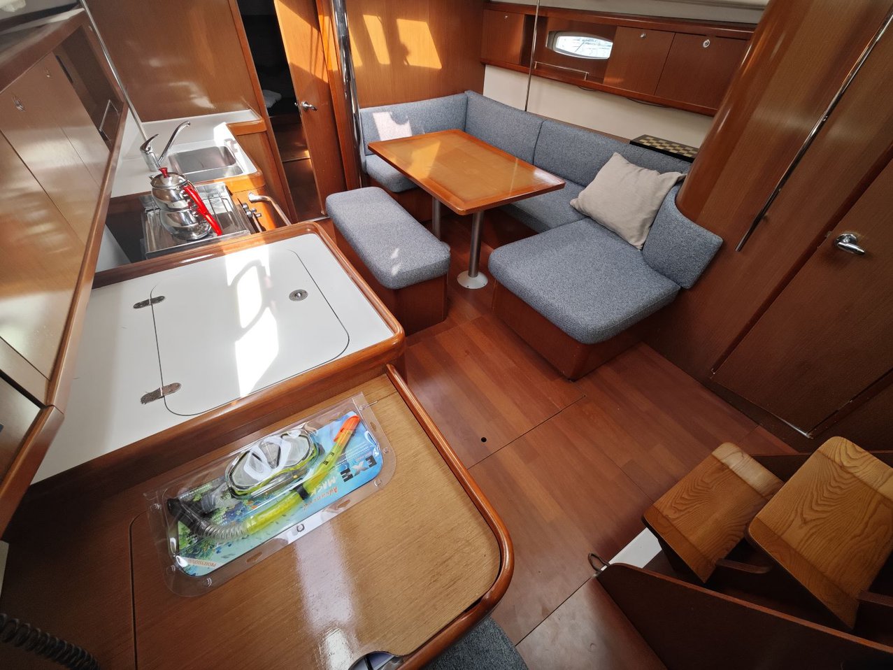 Photo #9 - Oceanis 40 (Violet) in Fethiye - 37445