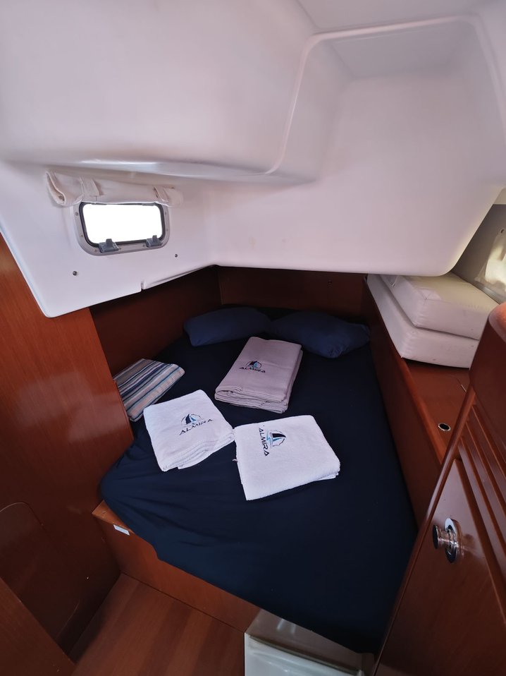 Photo #22 - Oceanis 40 (Violet) in Fethiye - 37445