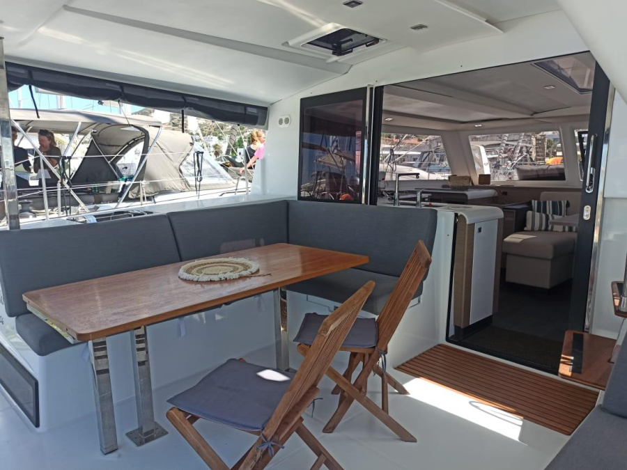 Photo #7 - Fountaine Pajot Isla 40 - 4 + 1 cab. (Almiriki) in Paros - 37476