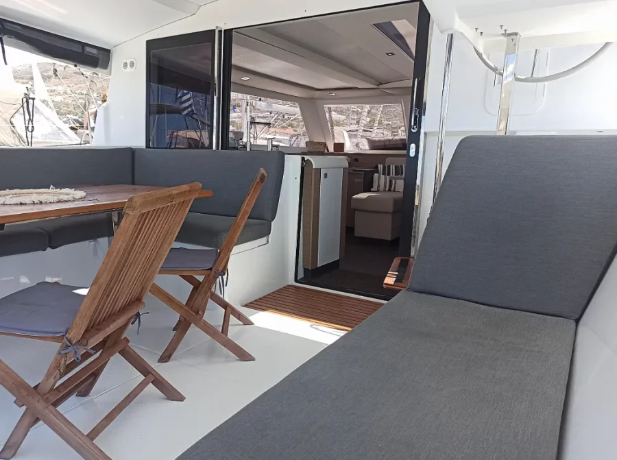 Fountaine Pajot Isla 40 - 4 + 1 cab. (Almiriki)  - 7