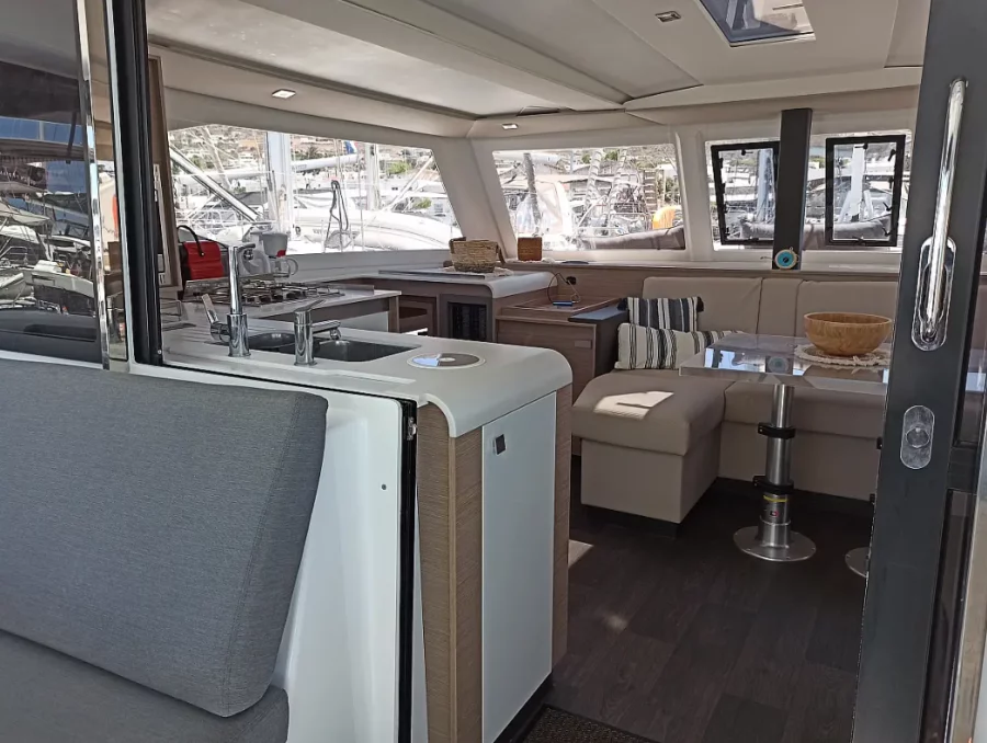 Fountaine Pajot Isla 40 - 4 + 1 cab. (Almiriki)  - 8