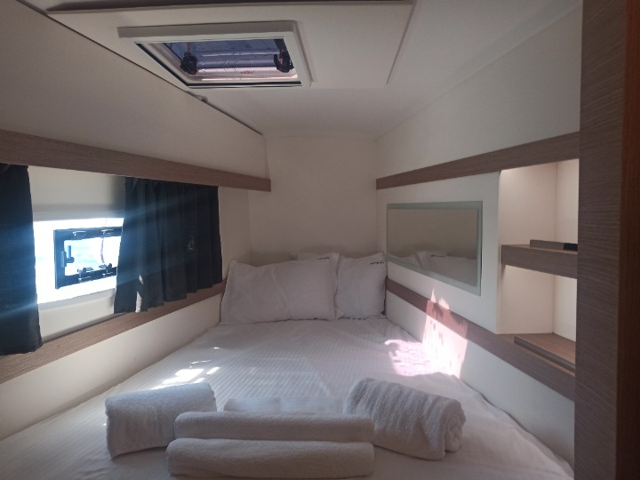 Photo #10 - Fountaine Pajot Isla 40 - 4 + 1 cab. (Almiriki) in Paros - 37476