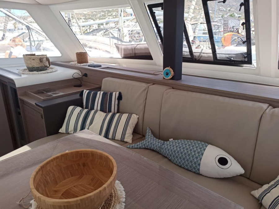 Photo #13 - Fountaine Pajot Isla 40 - 4 + 1 cab. (Almiriki) in Paros - 37476