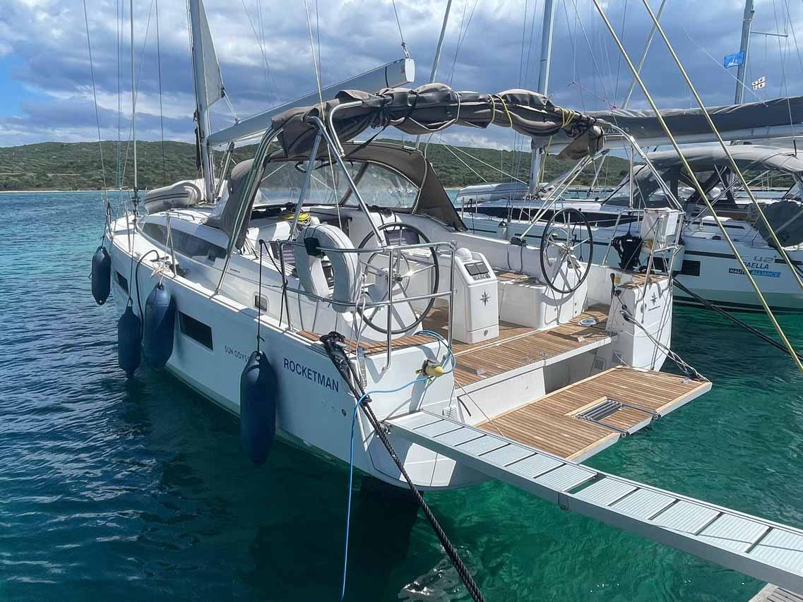 Photo #3 - Sun Odyssey 410 - 3 cab. (Rocketman) in Marina dell'Isola - 37490