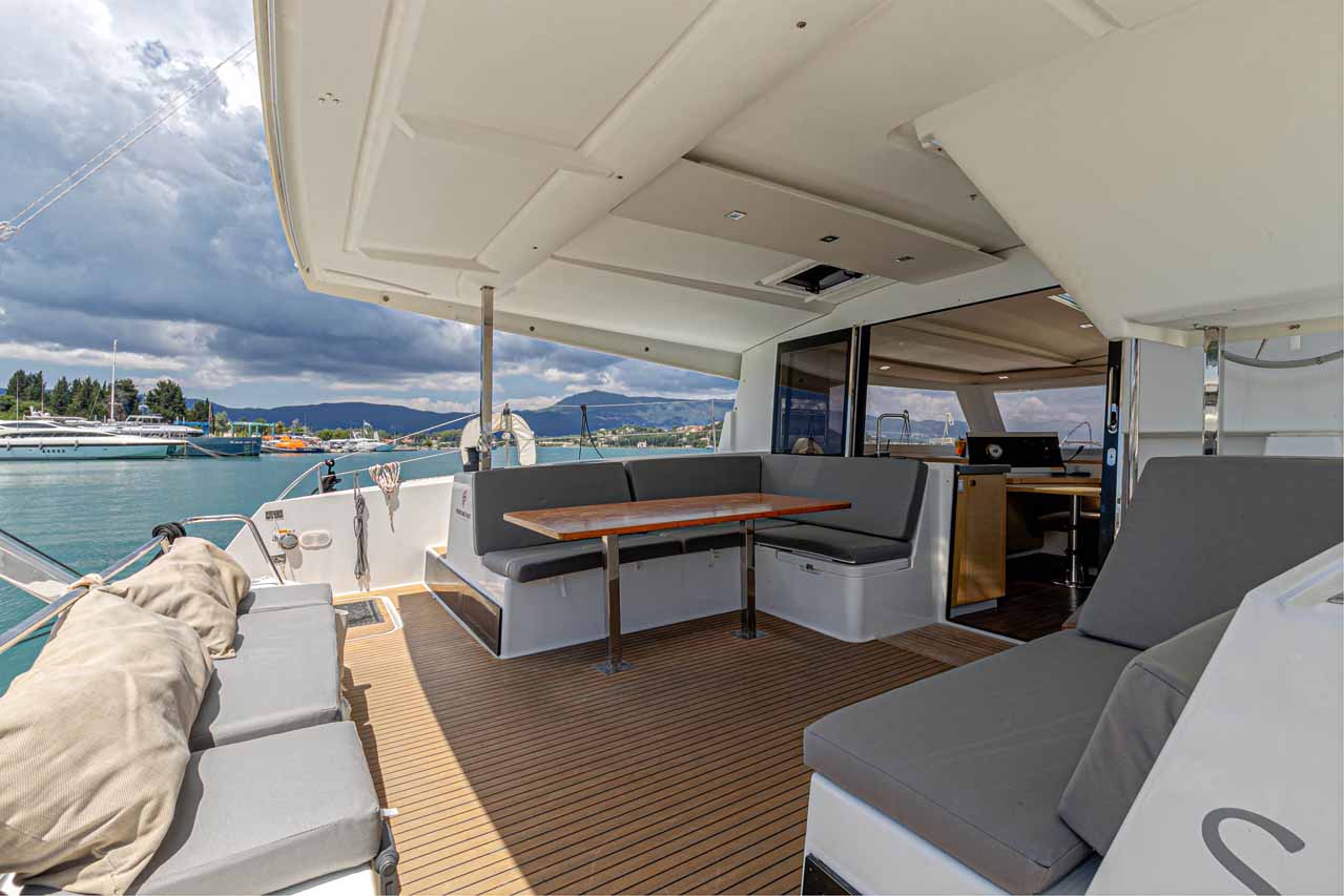 Photo #6 - Fountaine Pajot Lucia 40 - 4 cab. (Servus) in Korfu - 37515
