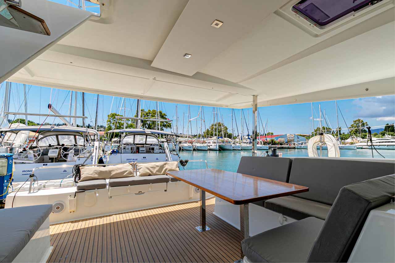 Photo #9 - Fountaine Pajot Lucia 40 - 4 cab. (Servus) in Korfu - 37515