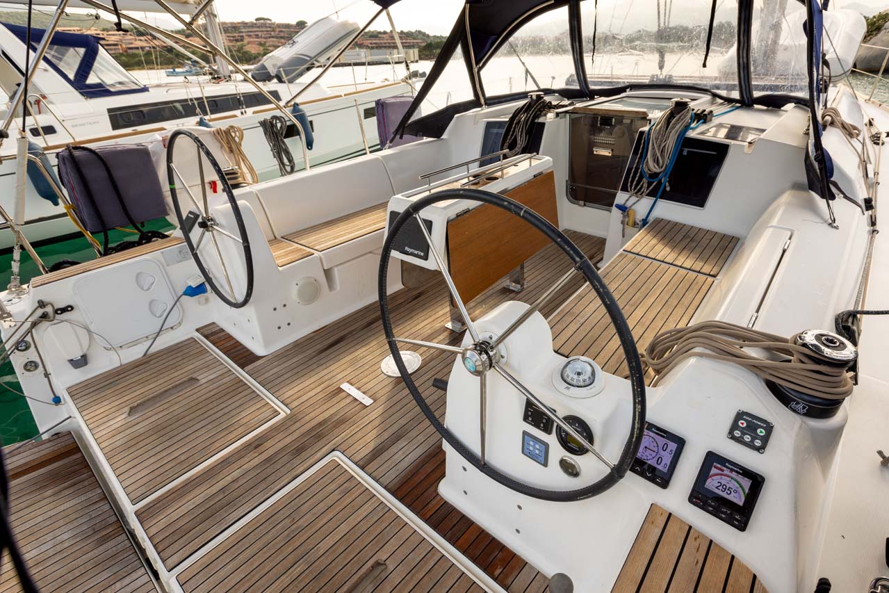 Photo #6 - Dufour 382 GL (Something Stupid) in Marina dell'Isola - 37524