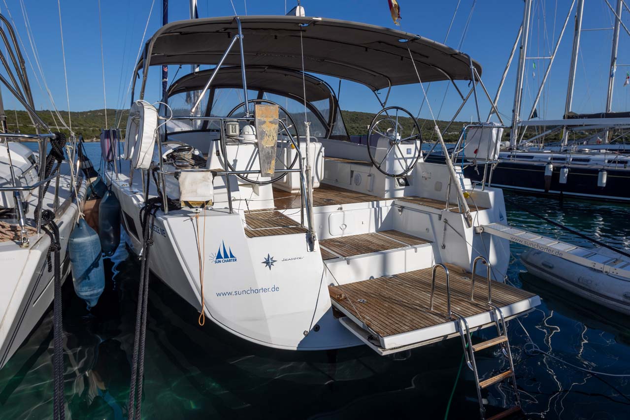 Photo #4 - Jeanneau 54 - 5 + 1 cab. (Squeeze Me) in Marina dell'Isola - 37528
