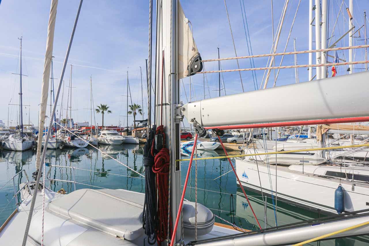 Photo #6 - Sun Odyssey 419 - 3 cab. (Sunny) in Palma - 37534