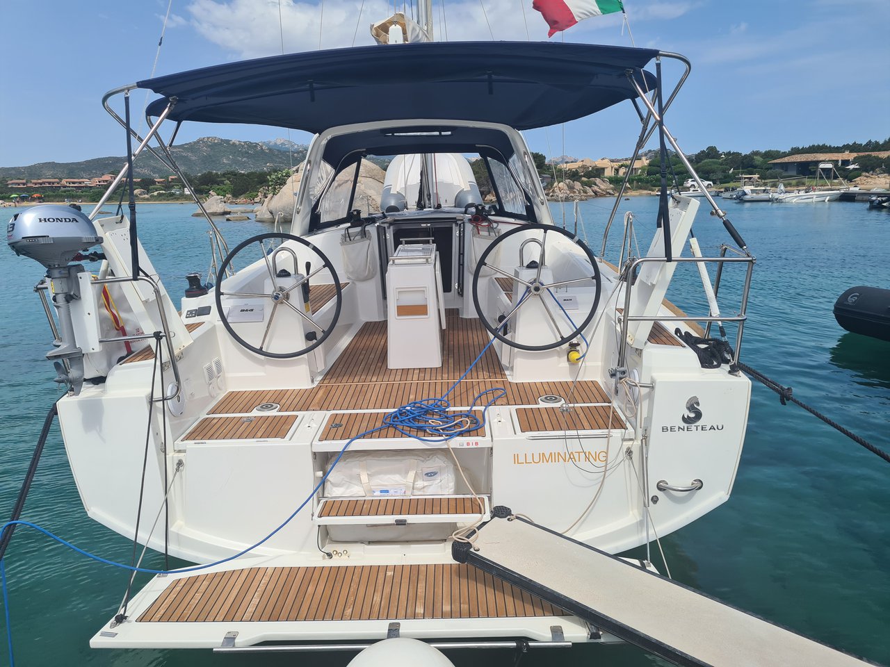 Photo #4 - Oceanis 38.1 (Illuminating) in Marina dell'Isola - 37535