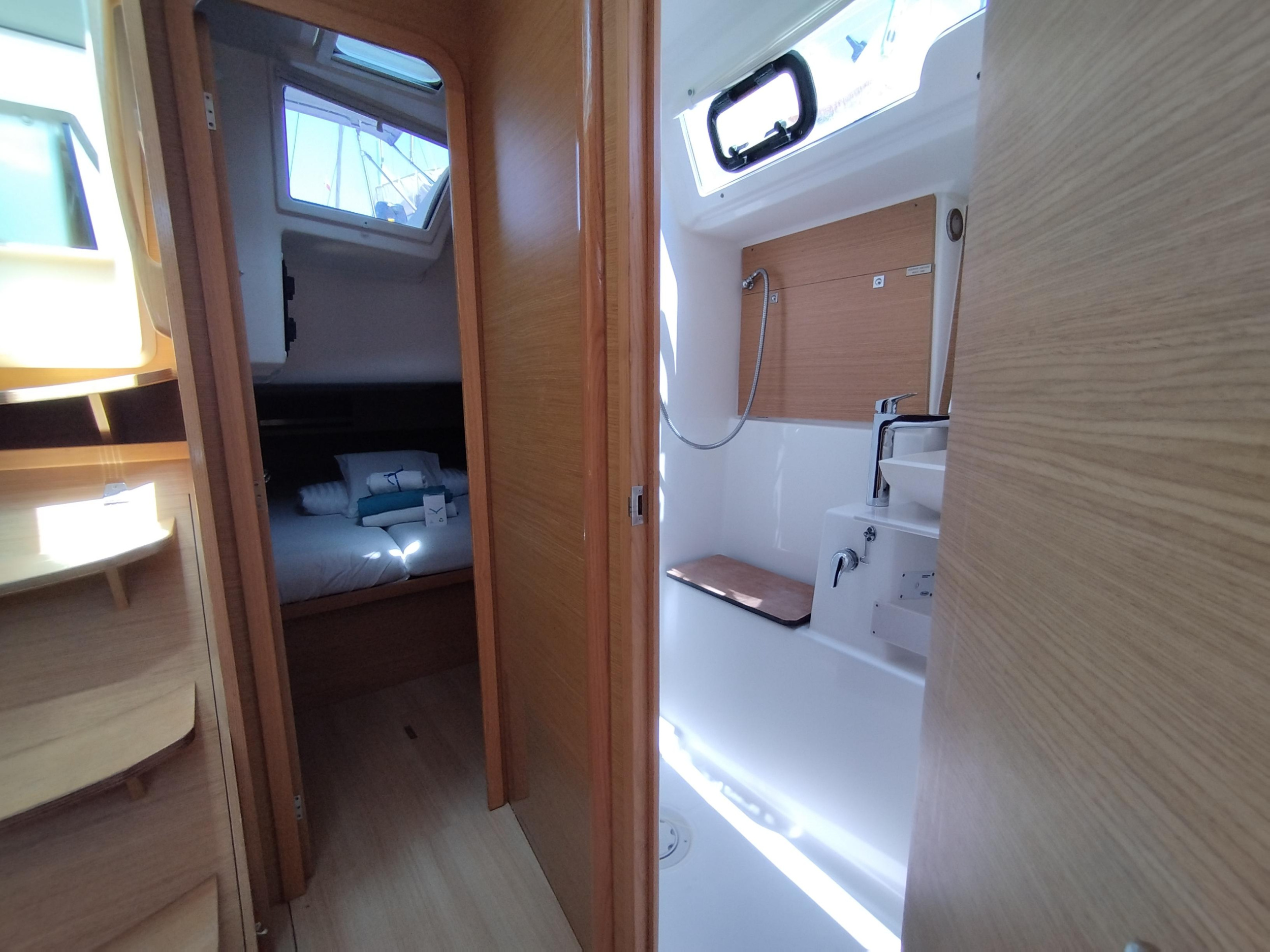 Photo #6 - Dufour 430 (Billywig) in Porto Rotondo - 37550