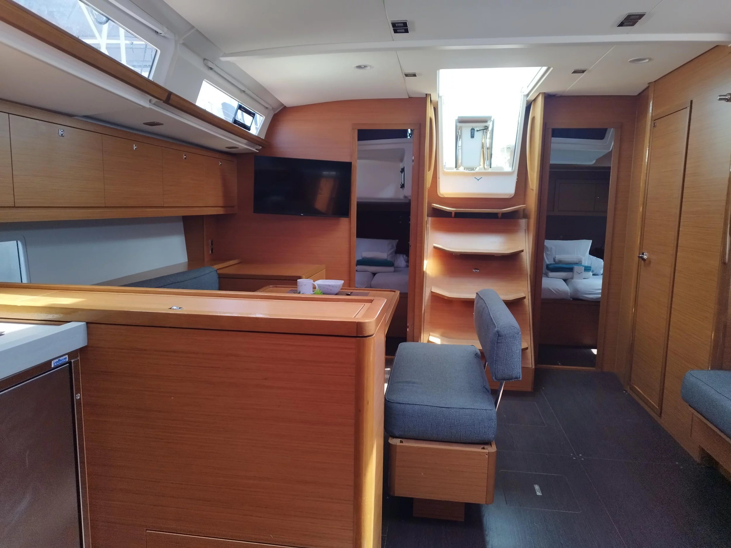 Dufour 470 - 3 cab. (Euphoria)  - 15
