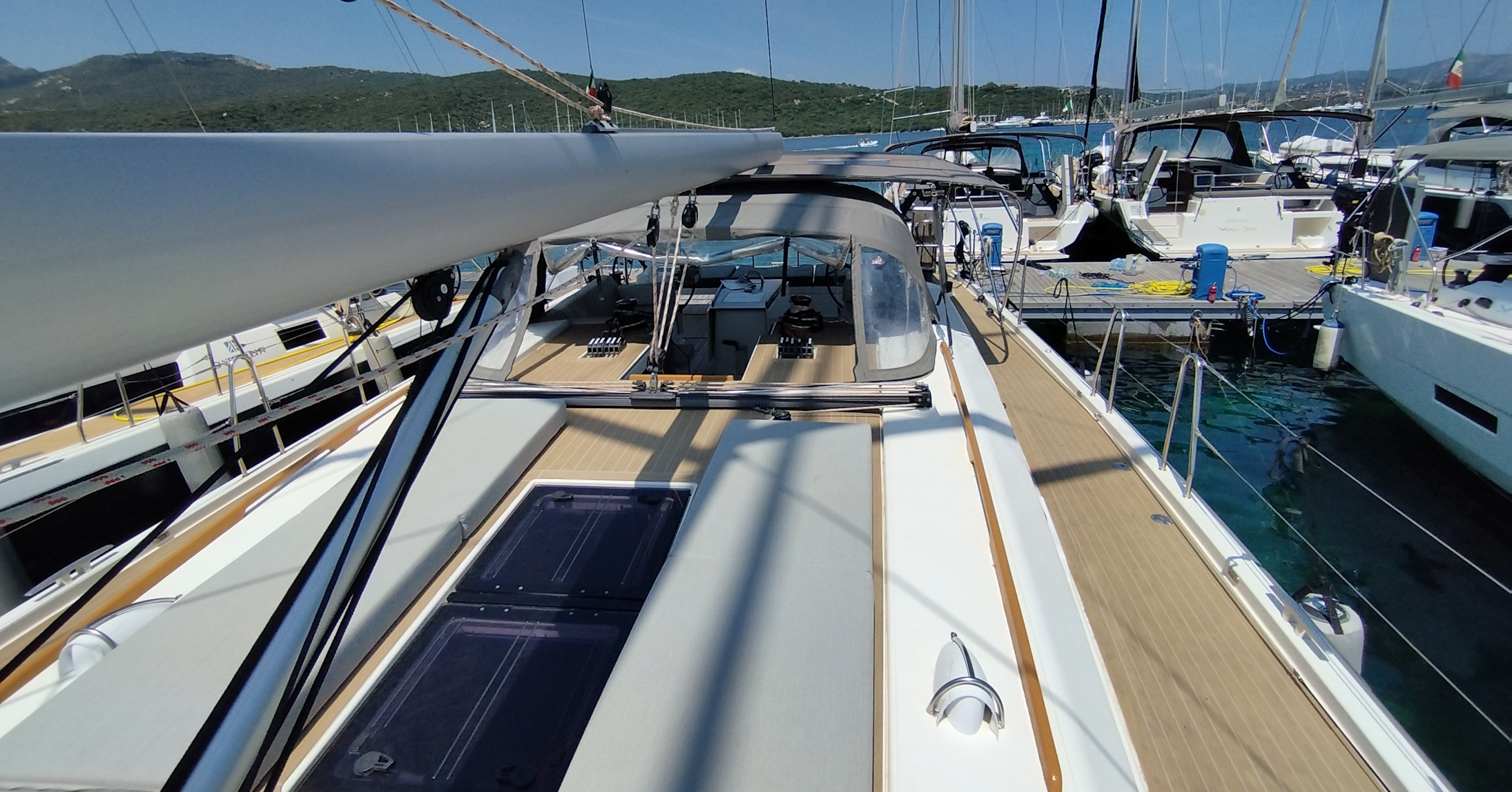 Photo #6 - Dufour 56 Exclusive - 4 + 1 cab. (Friska) in Porto Rotondo - 37574
