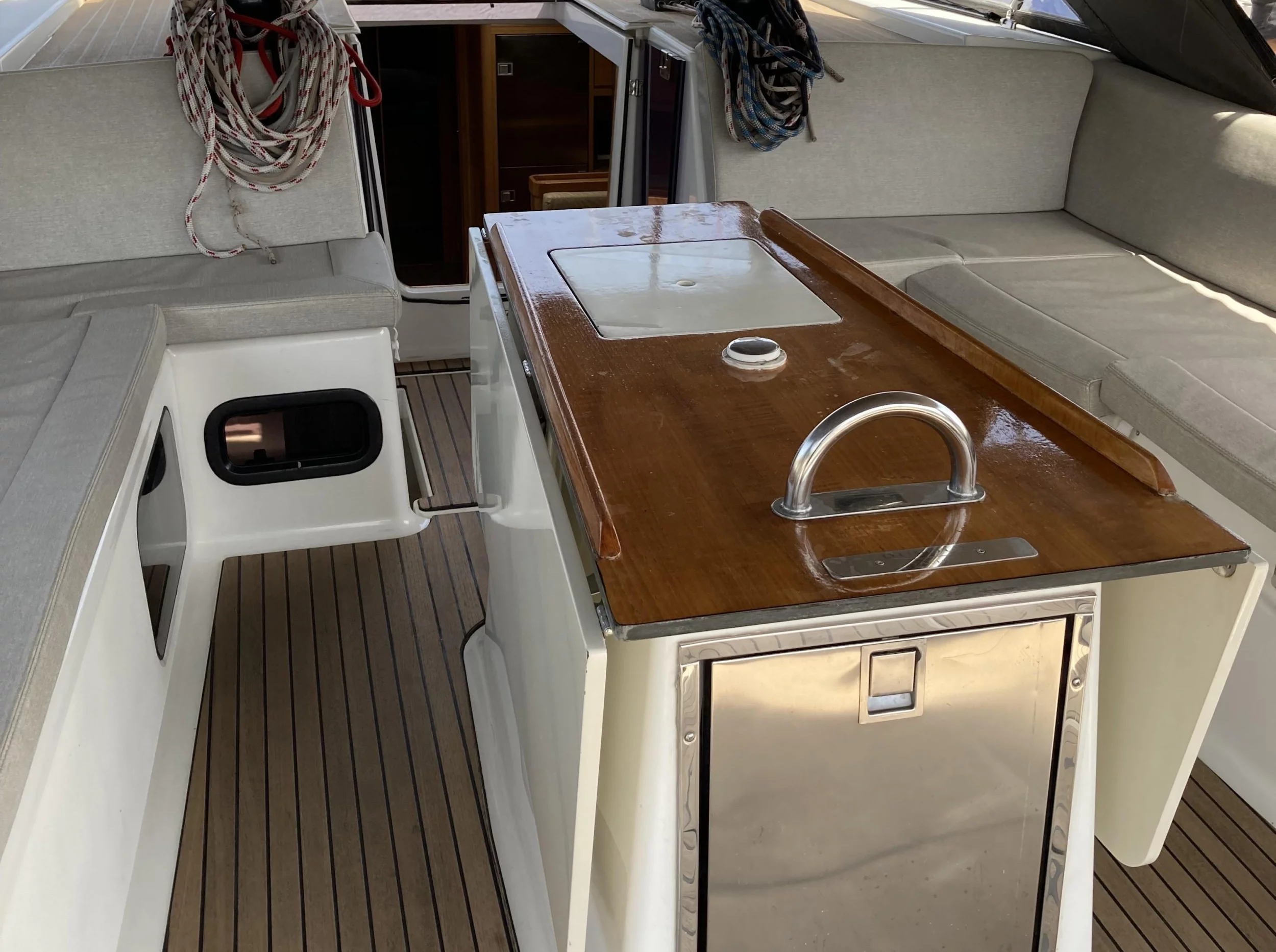 Dufour 56 Exclusive - 4 + 1 cab. (Friska)  - 6