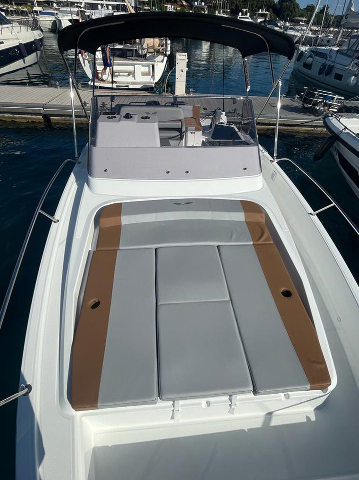 Photo #6 - Flyer 9 SUNdeck (Flyer 9) en Rovinj - 37579