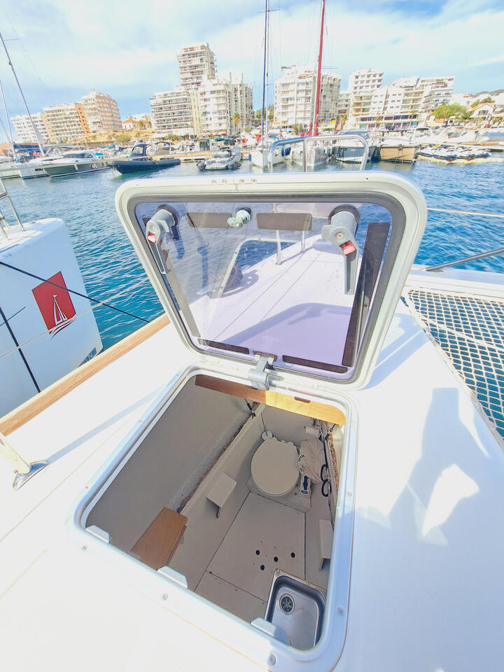 Photo #7 - Lagoon 450 F - 4 + 1 cab. (Lluna) in Sant Antoni de Portmany - 37587