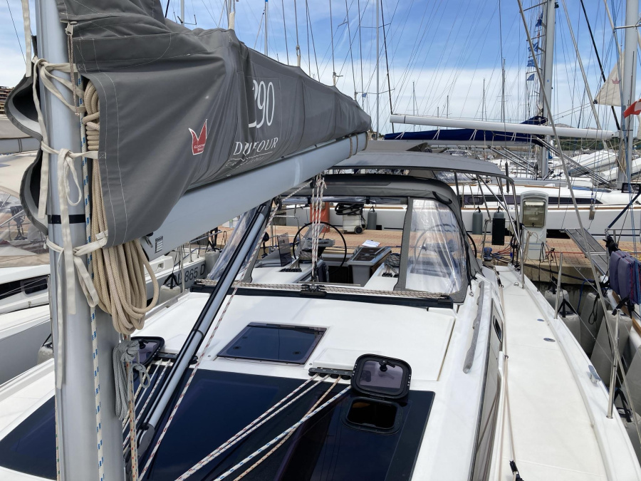 Photo #9 - Dufour 390 (Molesta) en Portisco - 37590