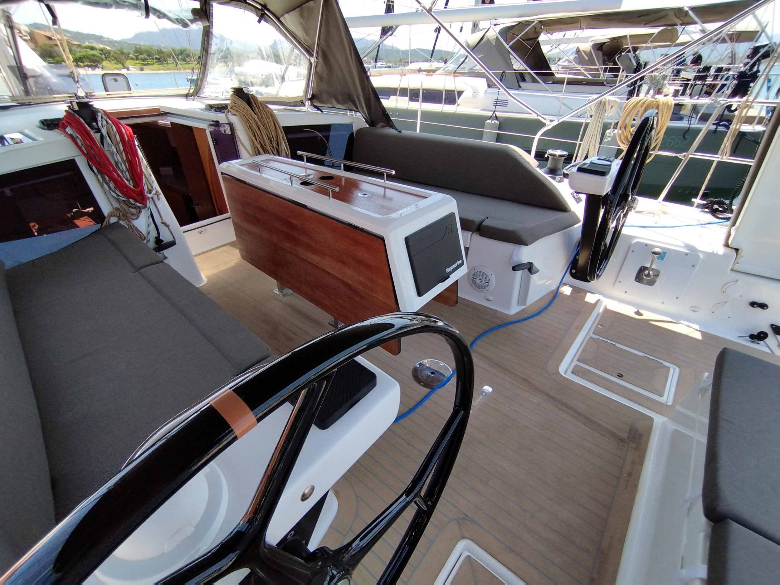 Photo #5 - Dufour 430 (Thymus) en Porto Rotondo - 37594
