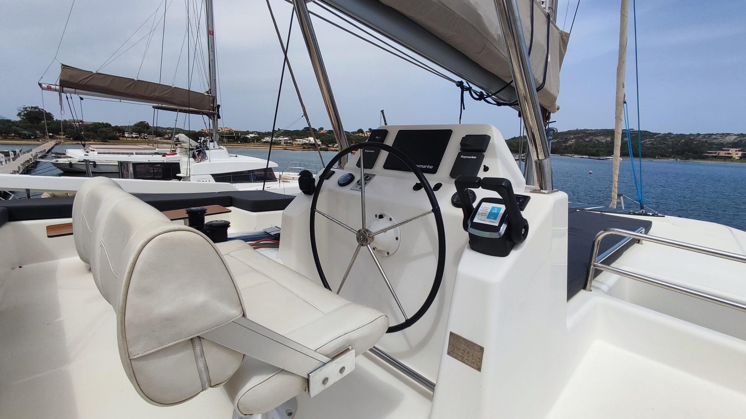 Photo #7 - Dufour 48 Catamaran - 5 + 1 cab. (Argo) in Porto Rotondo - 37602