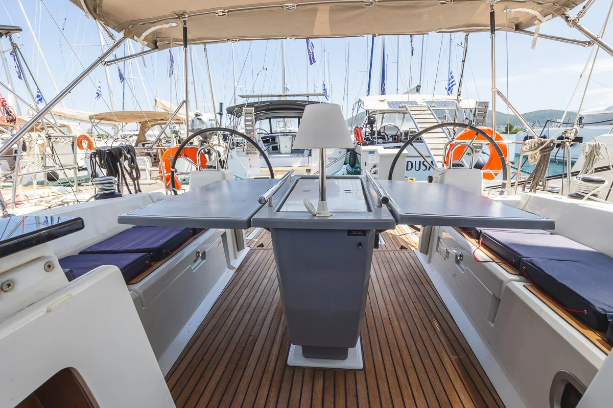 Oceanis 41.1 (Peace)  - 3