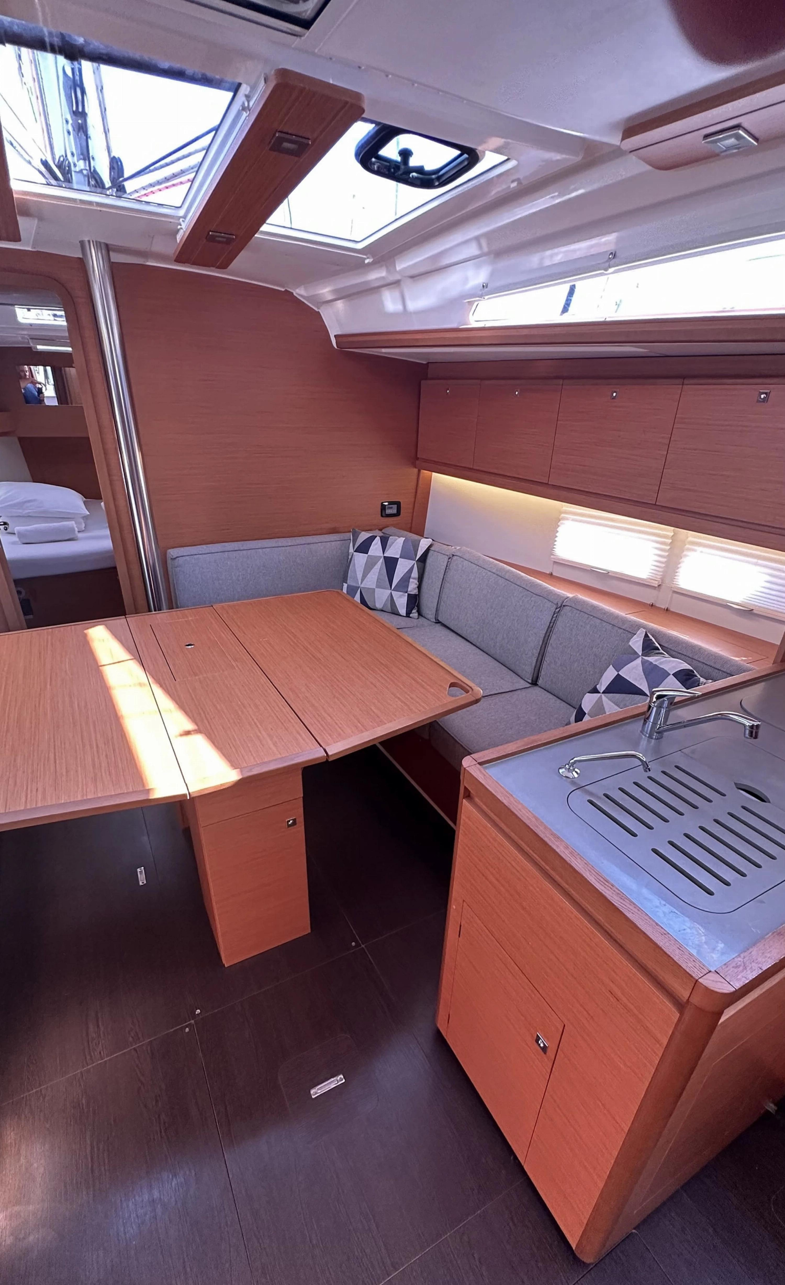 Photo #9 - Dufour 390 GL (Andela) in Primosten - 37632