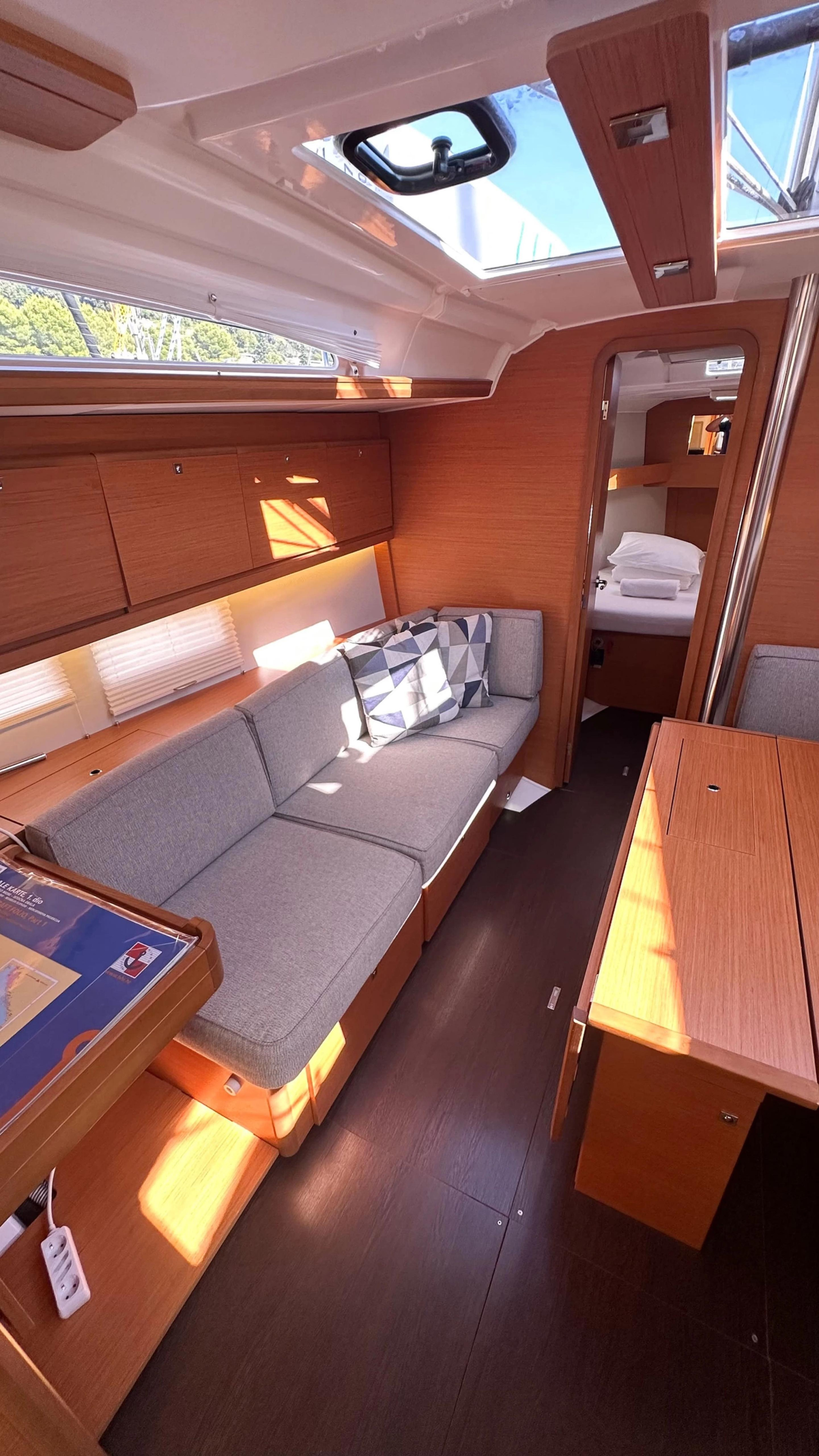 Photo #10 - Dufour 390 GL (Andela) in Primosten - 37632
