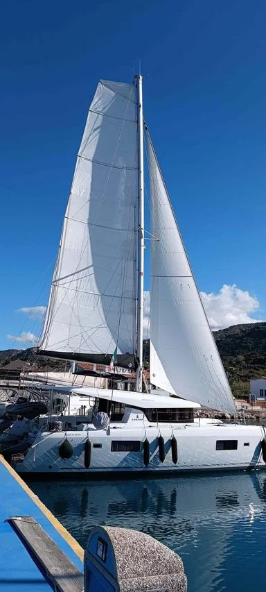 Lagoon 42 - 4 + 1 cab. (Easy to love)  - 4