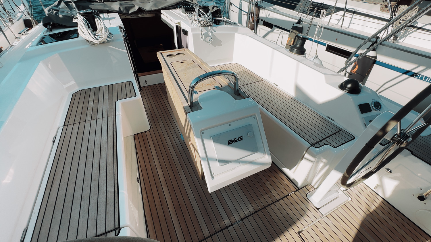 Photo #7 - Bavaria C38 (Arinna) en Fethiye - 37639