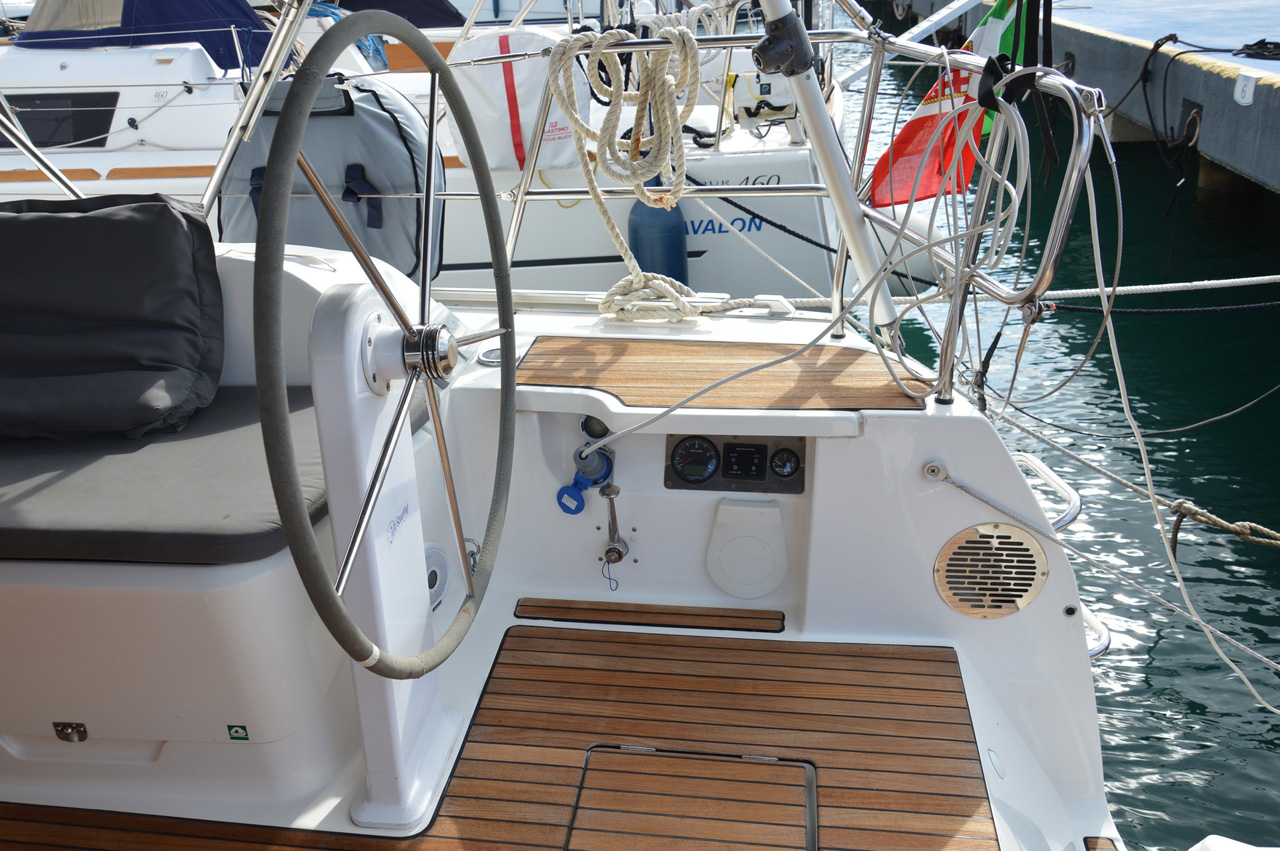 Photo #9 - Bavaria Cruiser 46 - 4 cab. (Mami) in Tropea - 37641