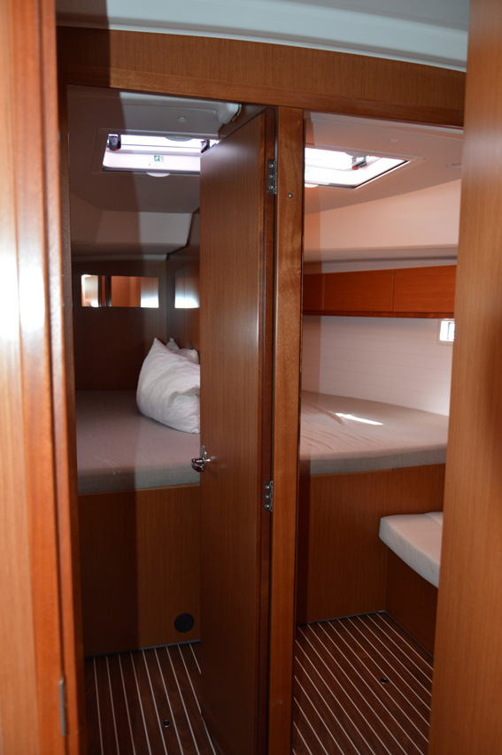 Photo #15 - Bavaria Cruiser 46 - 4 cab. (Mami) in Tropea - 37641
