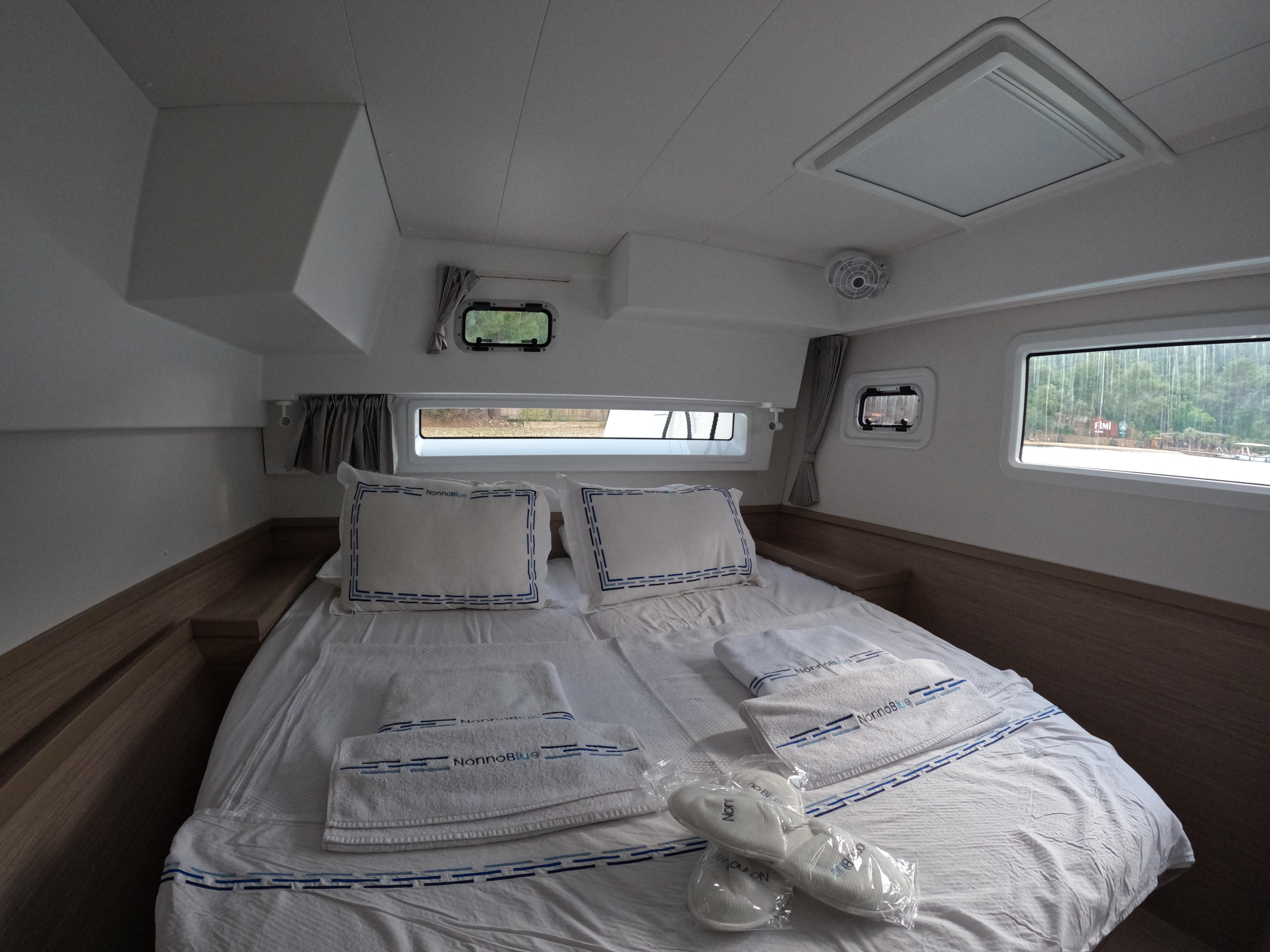 Photo #4 - Lagoon 42 - 4 + 2 cab. (Rena) in Gocek - 37645