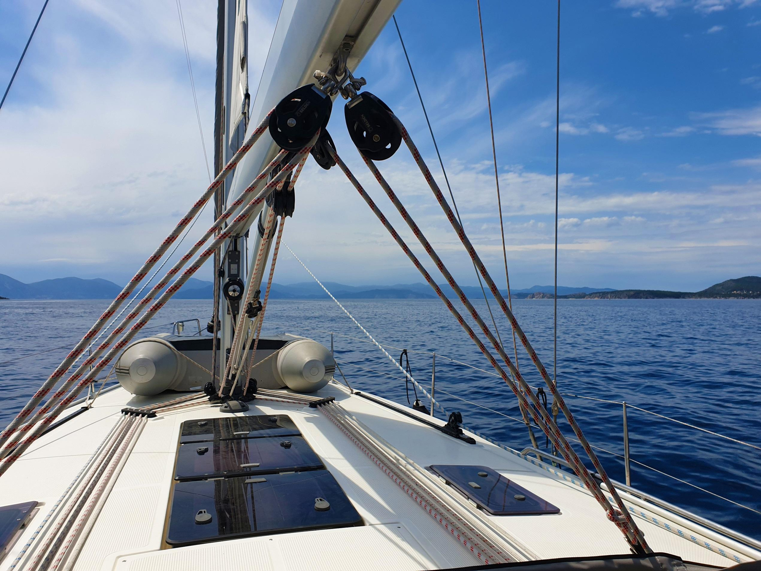 Photo #6 - Bavaria Cruiser 46 - 4 cab. (Odysseus) in Athen - 37651