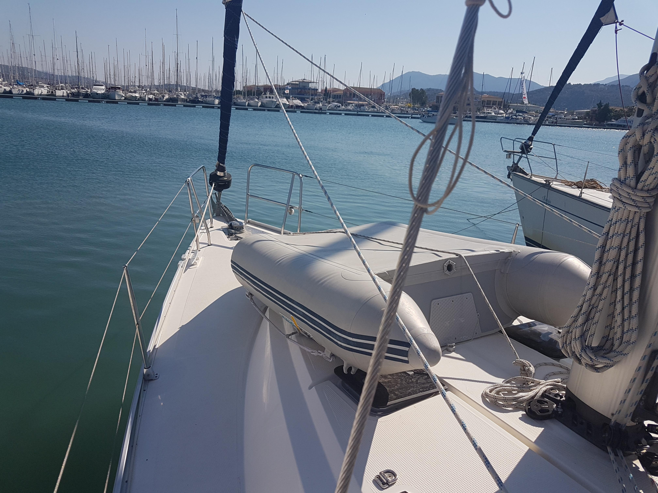 Photo #4 - Bavaria Cruiser 41 - 3 cab. (Marea) in Lefkada - 37671