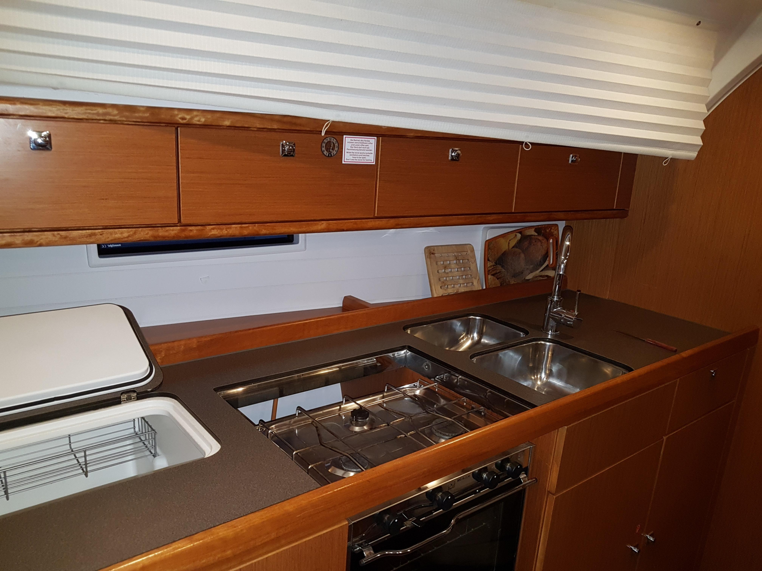 Photo #8 - Bavaria Cruiser 41 - 3 cab. (Marea) in Lefkada - 37671