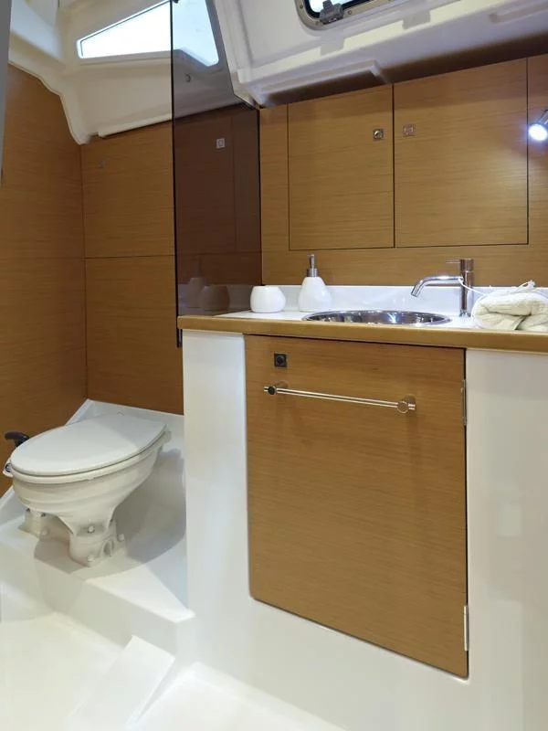 Sun Odyssey 379 (Minerva)  - 5