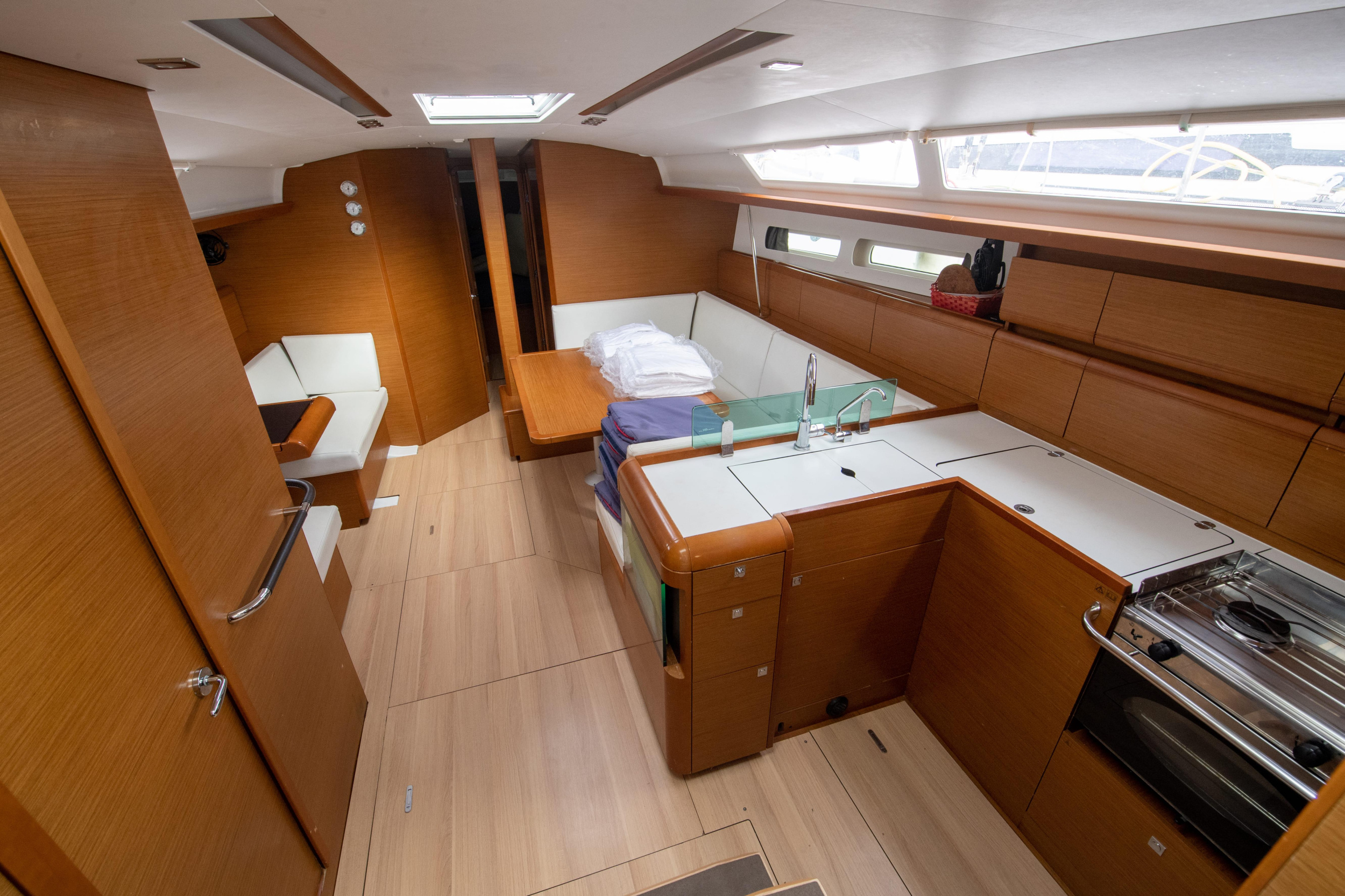Photo #5 - Sun Odyssey 449 (Nashira) in Salerno - 37682