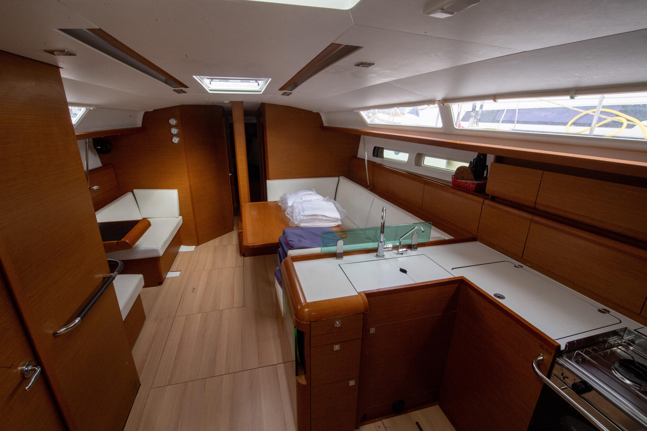 Photo #6 - Sun Odyssey 449 (Nashira) in Salerno - 37682