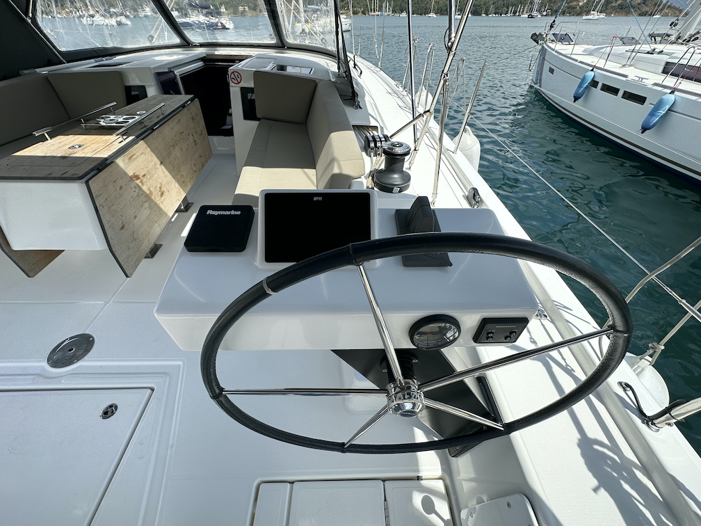Photo #6 - Dufour 470 - 4 + 1 cab. (Suha Bey) en Fethiye - 37705