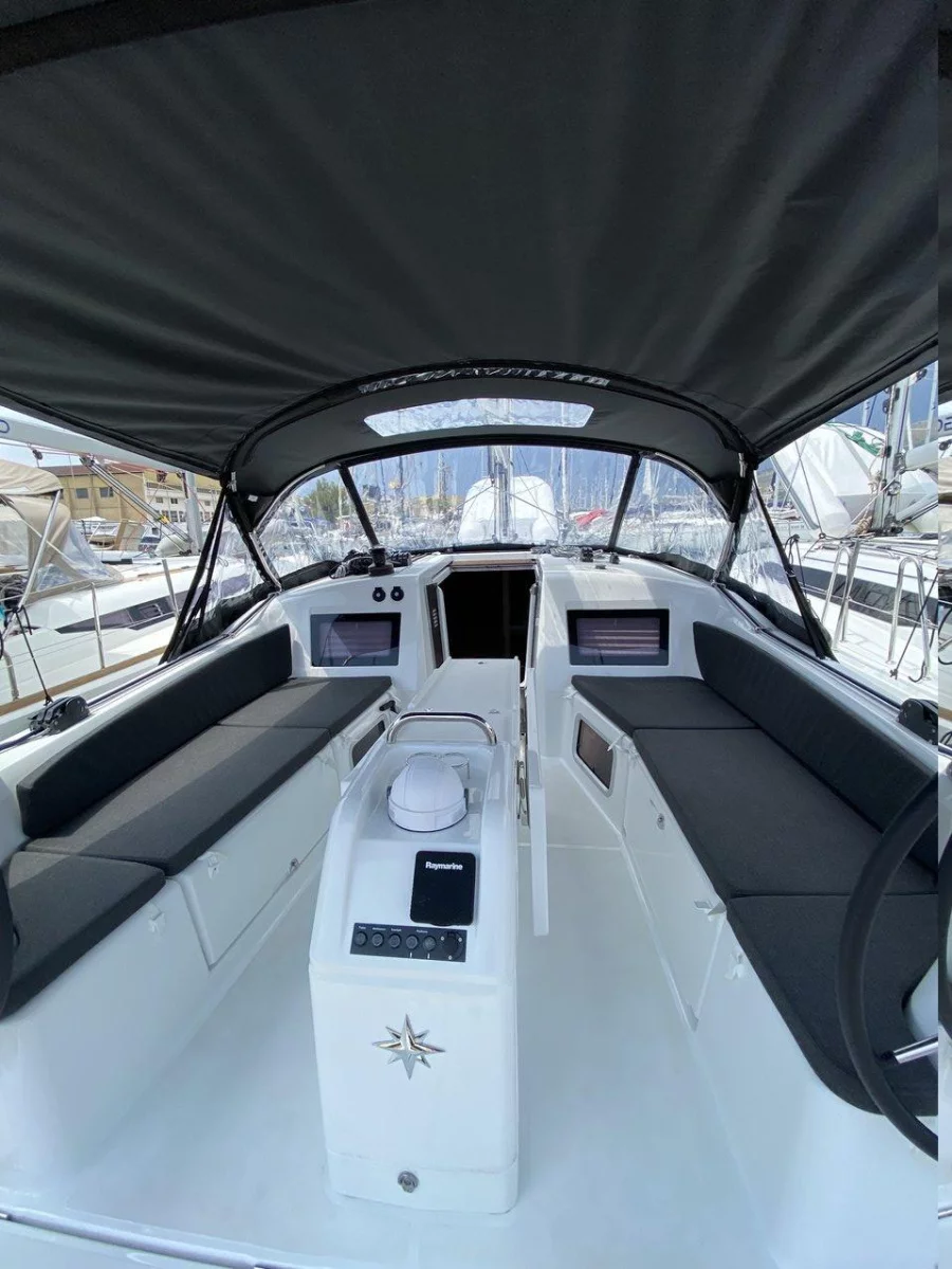 Sun Odyssey 410 - 3 cab. (Night elli)  - 4