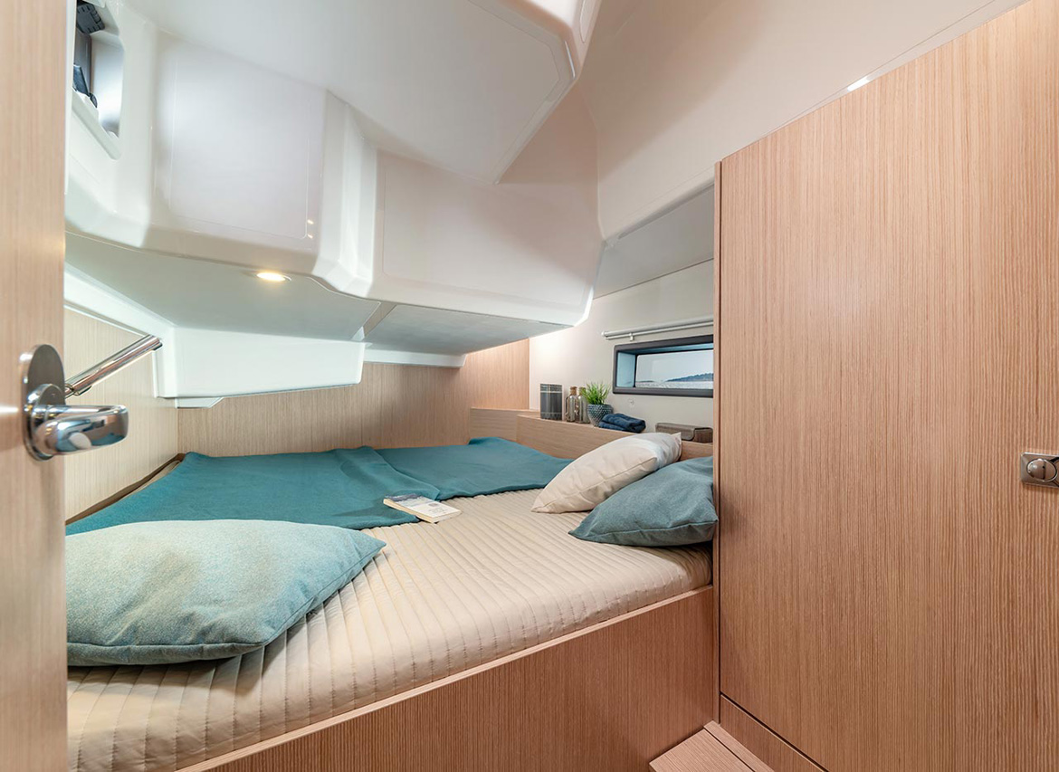 Photo #10 - Bavaria C42 Style (Polaris) in Murter - 37728