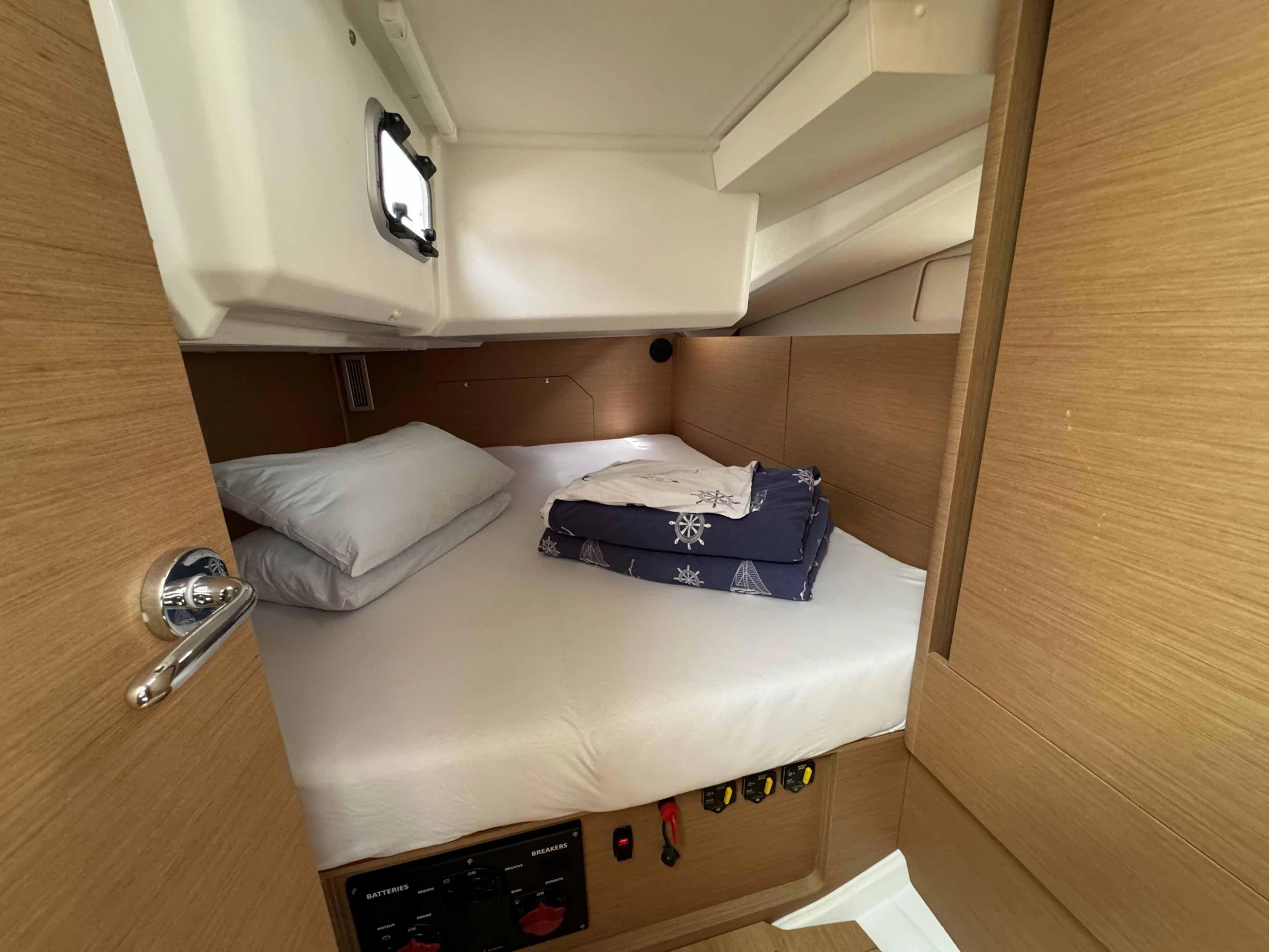 Sun Odyssey 440 - 3 cab. (Bohemian Rhapsody)  - 9