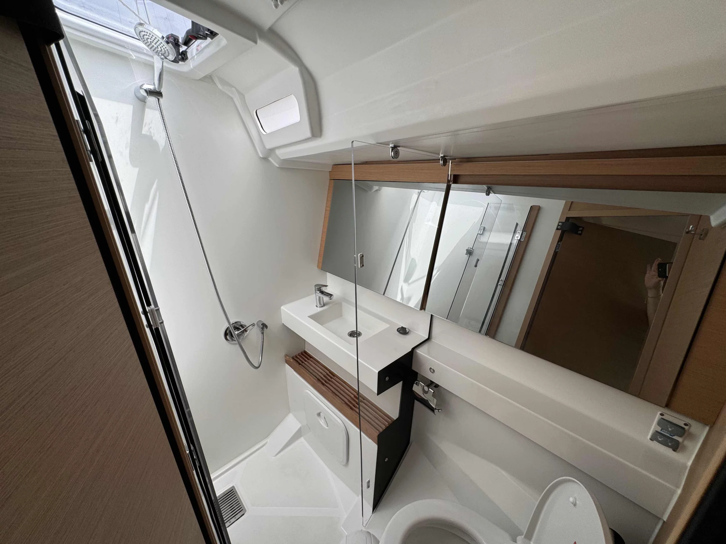 Sun Odyssey 440 - 3 cab. (Bohemian Rhapsody)  - 14
