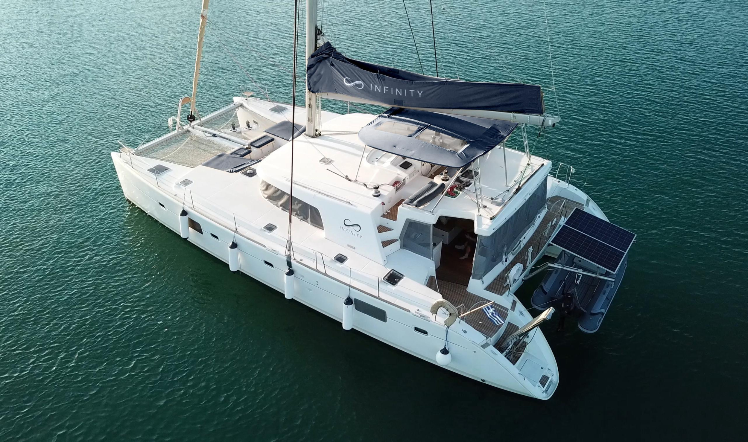 Photo #6 - Lagoon 500 - 4 cab. (Infinity) in Paleros - 37742