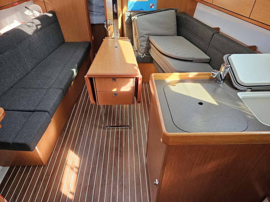 Photo #8 - Bavaria Cruiser 34 - 2 cab. (Suleika) in Krk - 37749