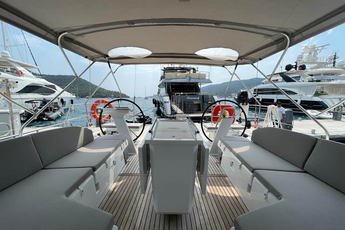 Photo #6 - Oceanis 51.1 - 5 + 1 cab. (EAST) in Marmaris - 37767