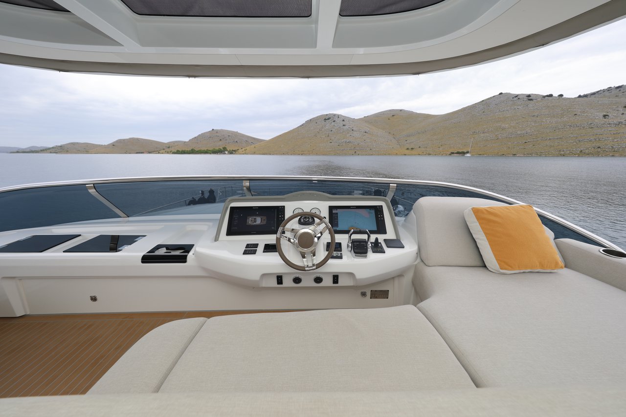 Photo #4 - Lagoon Sixty 7 (Mastermind) in Split - 37794