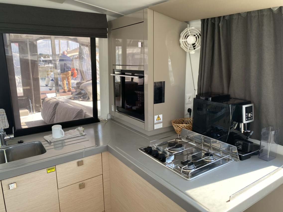 Photo #13 - Fountaine Pajot Lucia 40 - 3 cab. (Princess Lea) en Pula - 37803