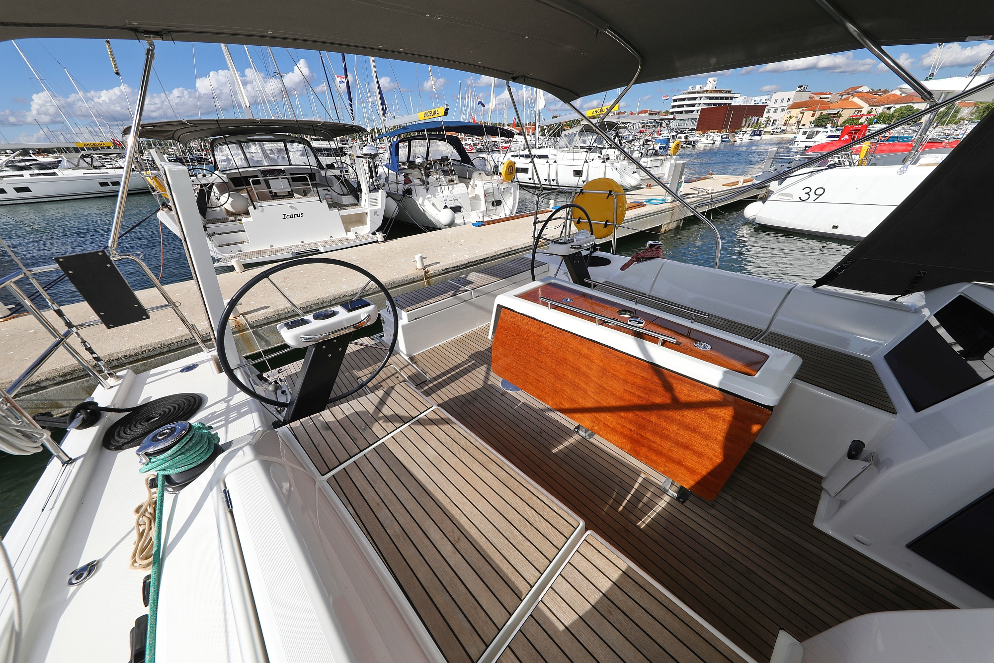 Photo #7 - Dufour 430 (Karla) en Biograd - 37855