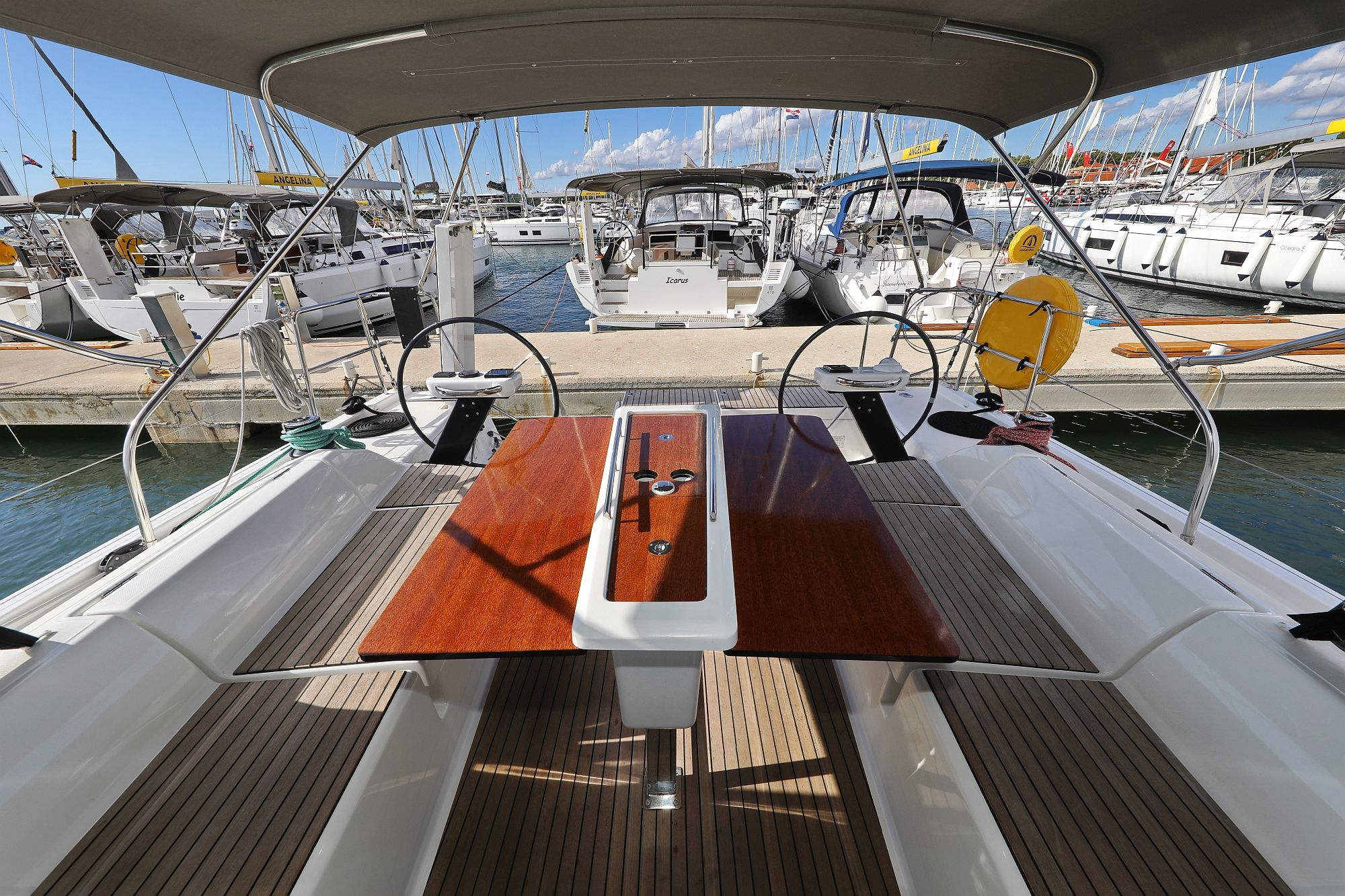 Photo #9 - Dufour 430 (Karla) en Biograd - 37855