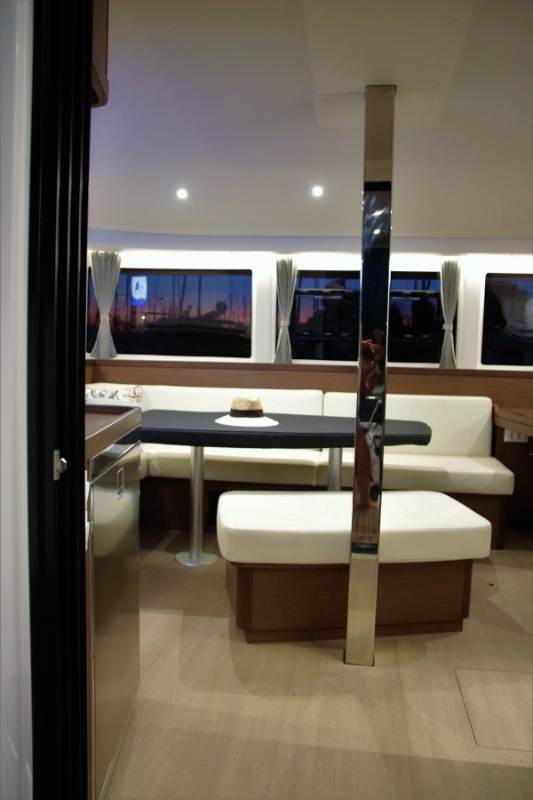 Photo #9 - Lagoon 42 - 4 + 2 cab. (Antel) in Lefkada - 37884
